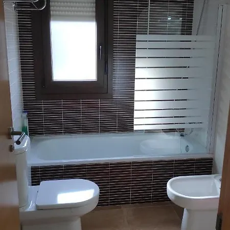 Apartamento Con Garage En A 150 M De Silgar Саншеншо