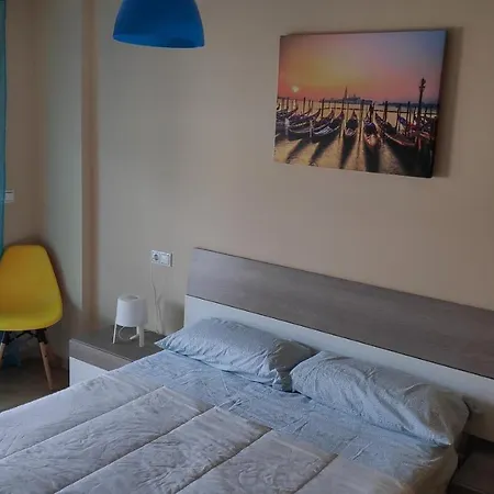 Апартаменти Apartamento Con Garage En A 150 M De Silgar